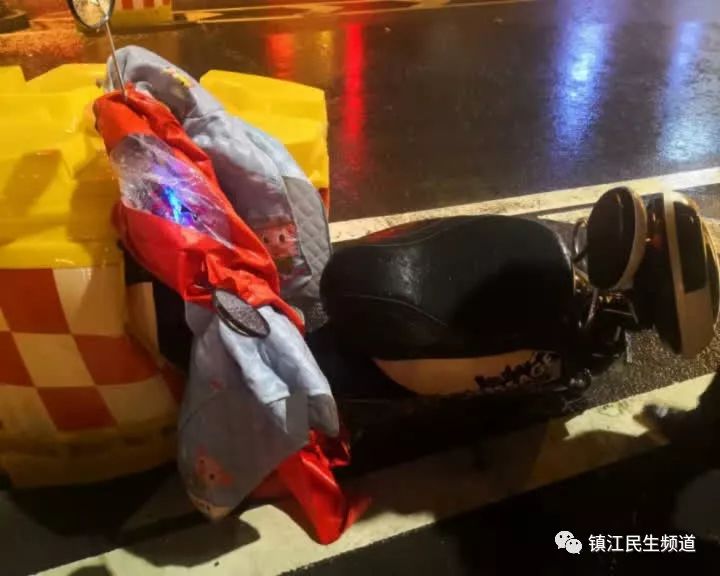 香港7777788888香港馬,女孩跨年夜被鞭炮炸傷
